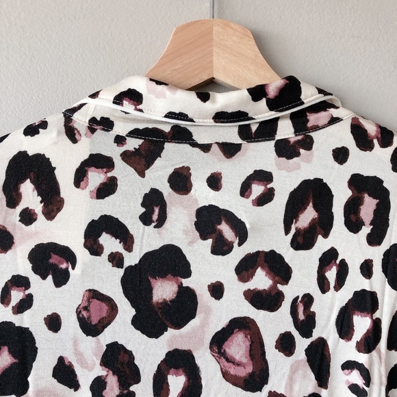 Stars Above Animal Print PJ set New with tags! Womens Pyjamas medium - Picture 12 of 16